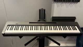 Yamaha P-145 review